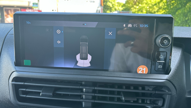 Peugeot Expert E-L2 100kW 75kWh Professional Van Auto